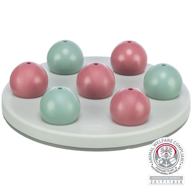 Trixie Solitaire Cat Strategy Game