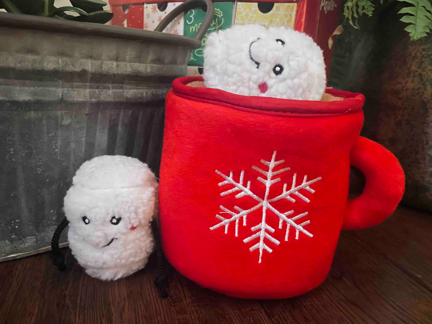 Zippy Paws Burrow Christmas Toy